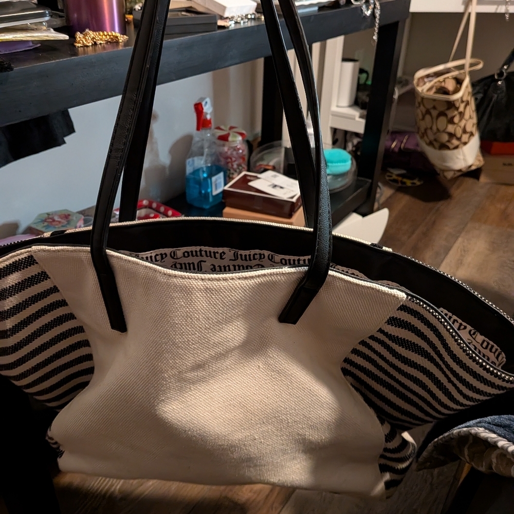 Juicy Couture Striped Black and Cream Tote - Picture 7 of 7